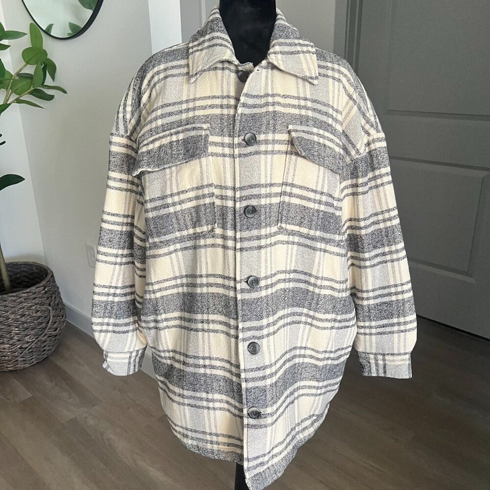 NWOT French Connection Womens Caty Plaid Padded Shacket Sz S Gray Chore Style